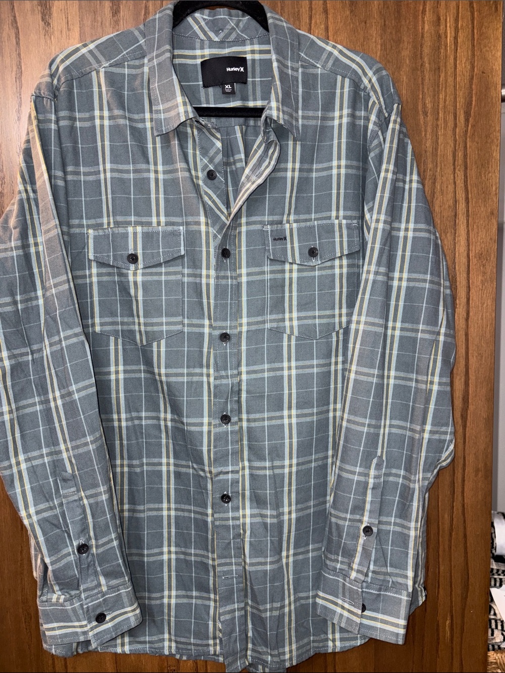 Hurley Men’s Blue Plaid Button-Down Shirt